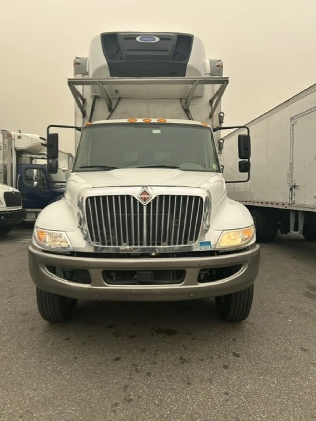 2019 International 4300 in Farmingdale, NY — photo 2