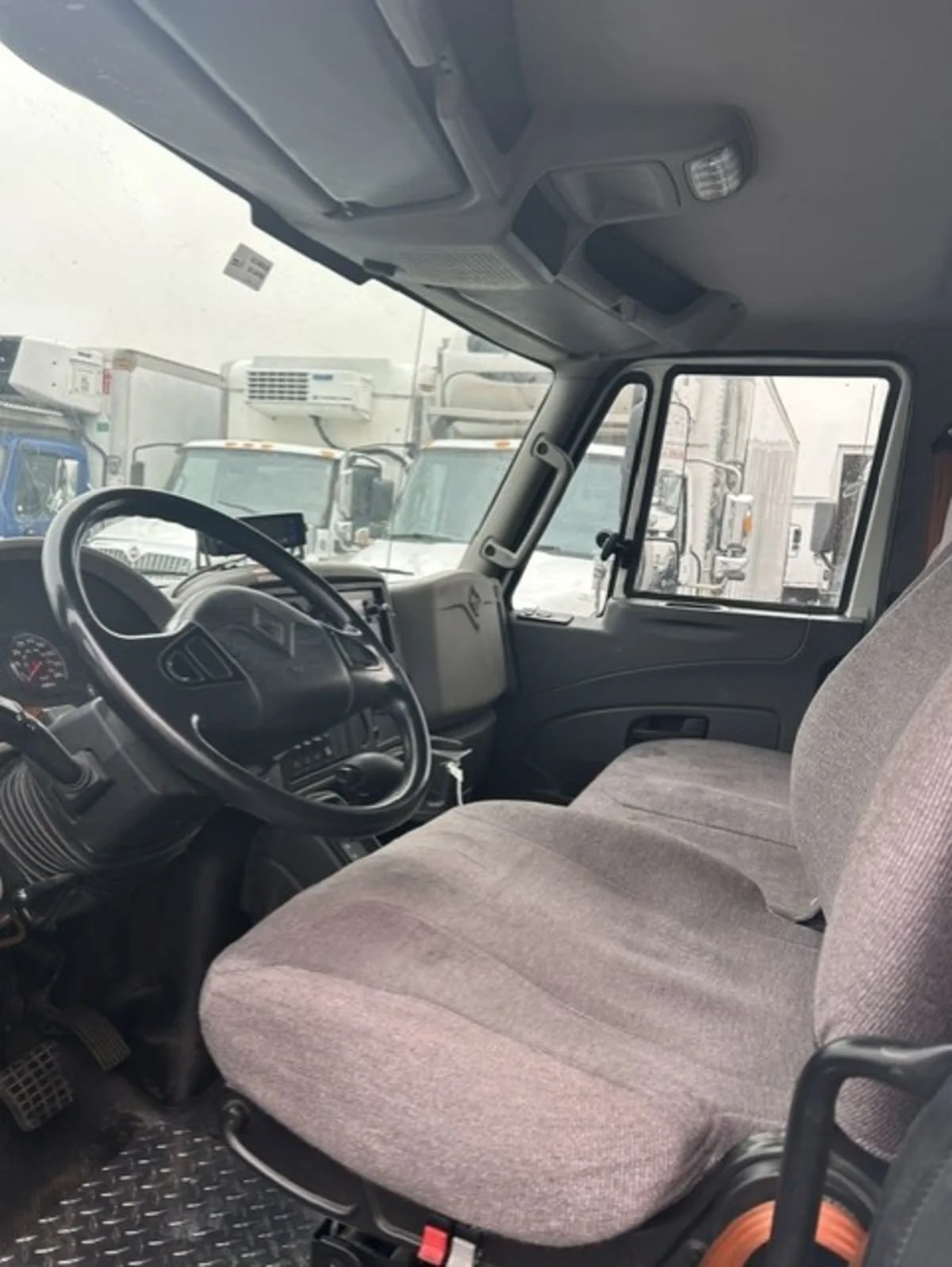 2019 International 4300 in Farmingdale, NY — photo 8