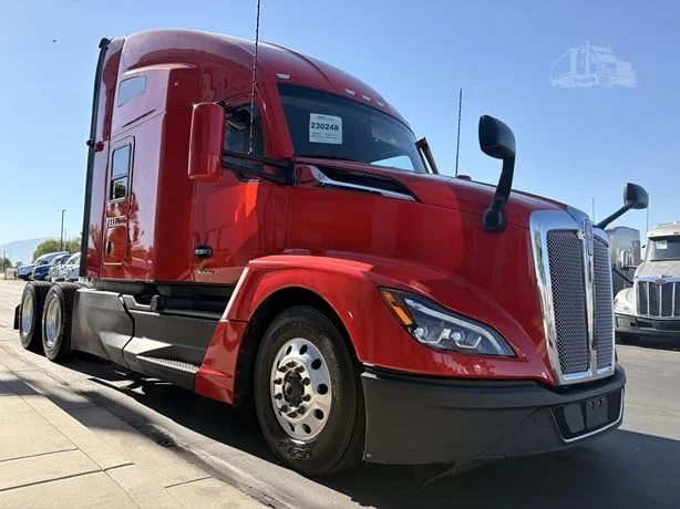 2023 Kenworth T680 in Salt Lake City, UT — photo 6