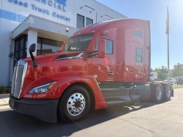 2023 Kenworth T680
