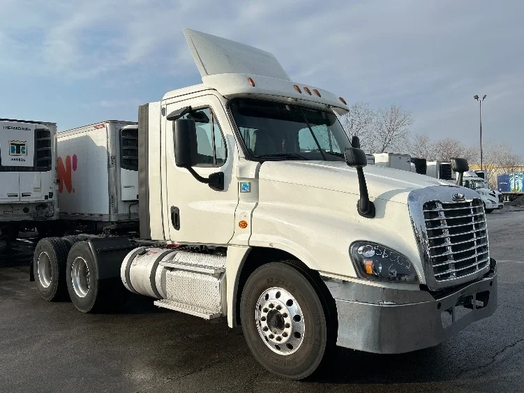 2019 Freightliner Cascadia in La Porte, IN