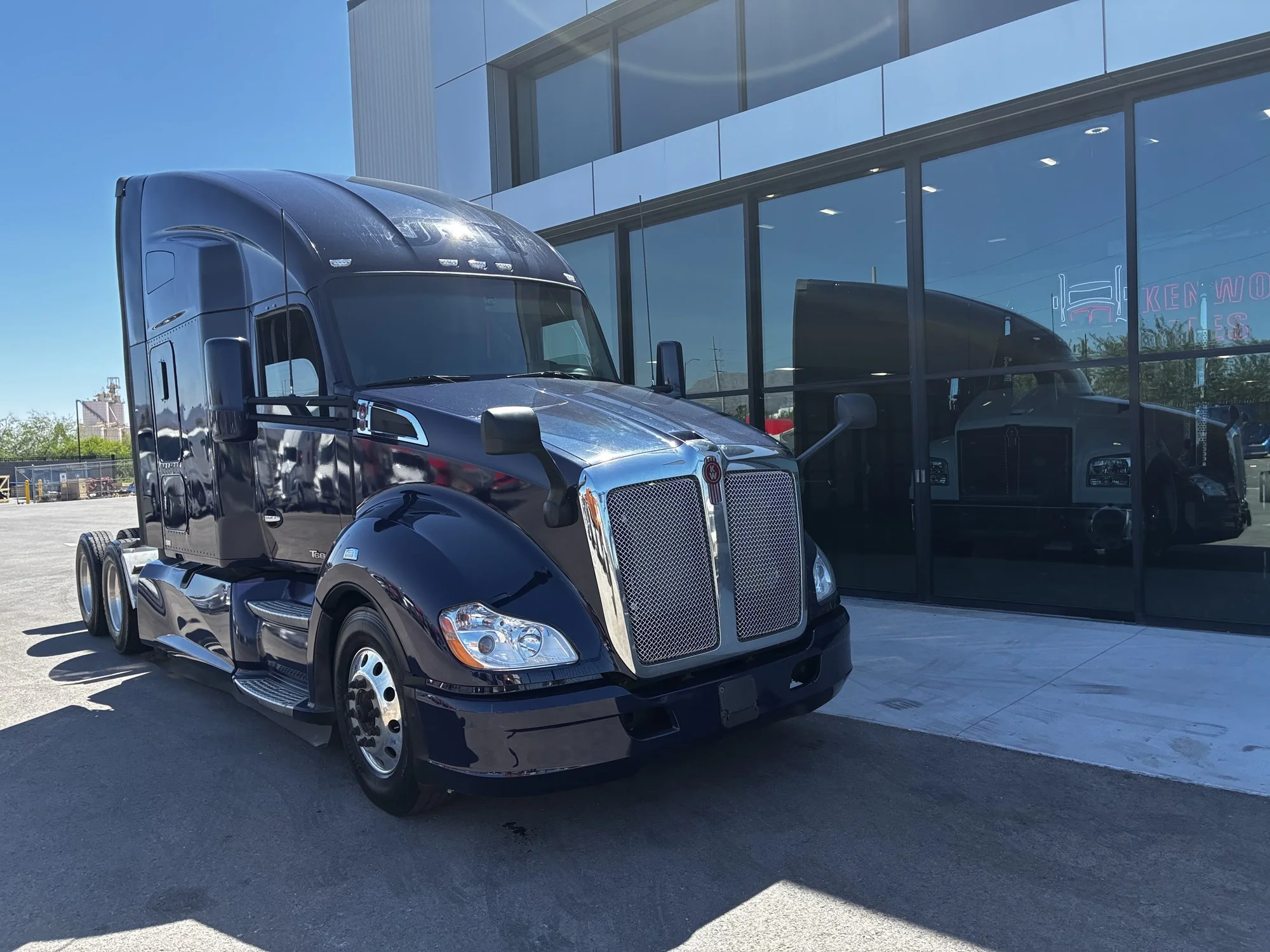 2022 Kenworth T680