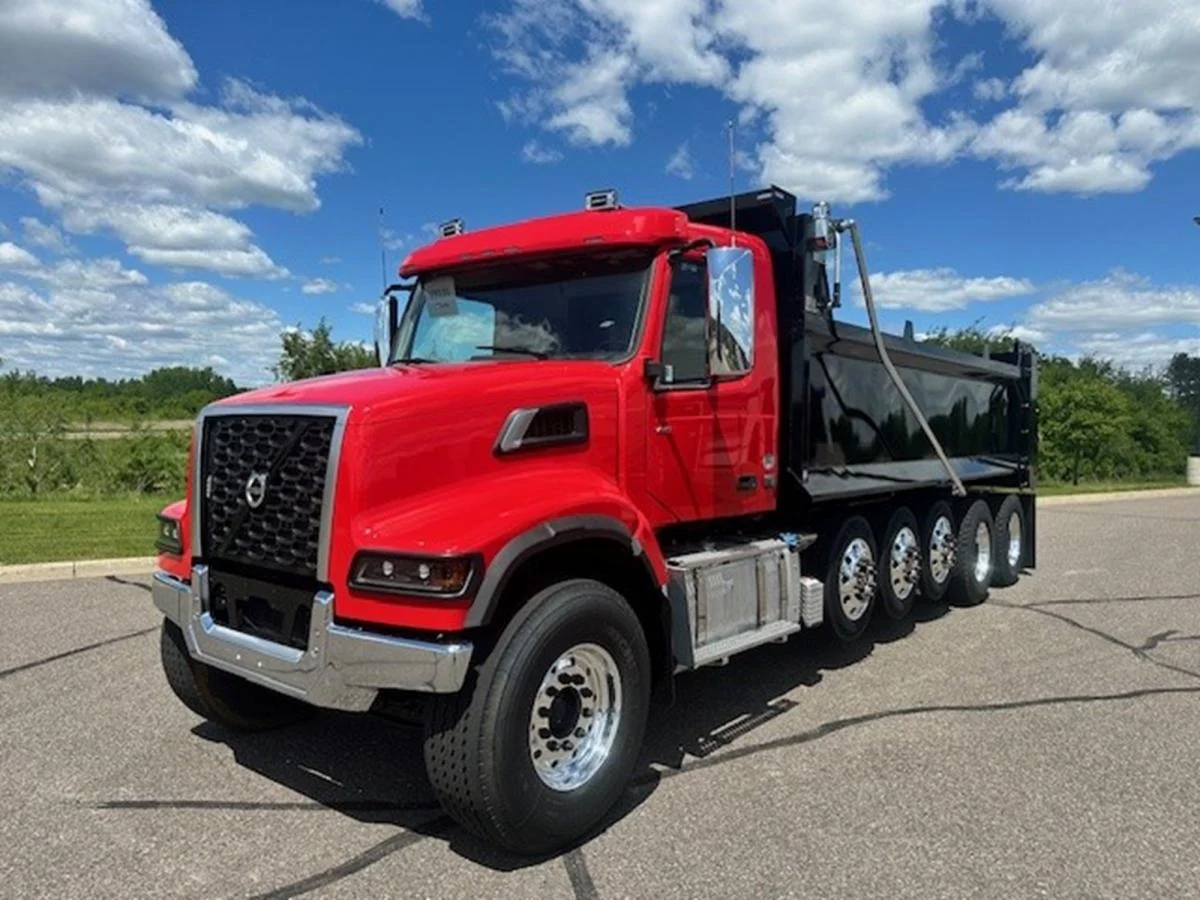 2026 Volvo VHD 300 in Elk River, MN