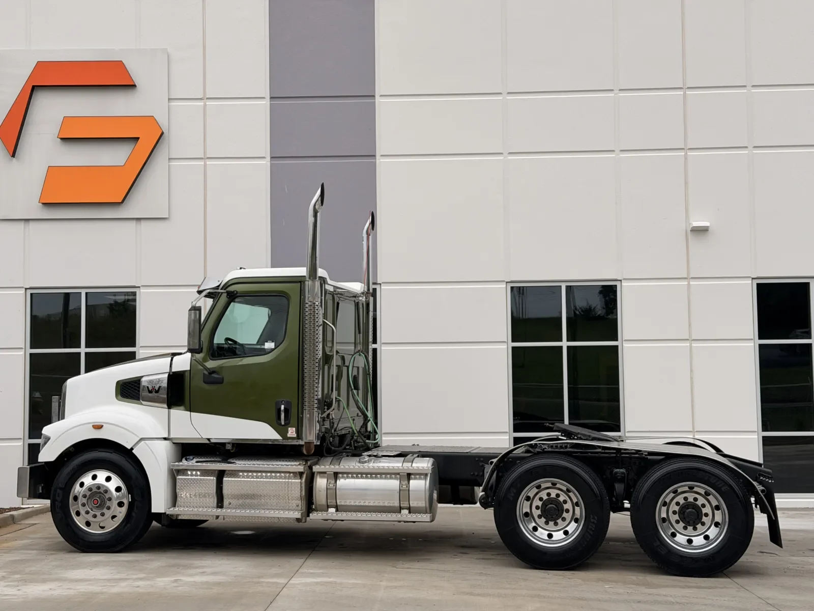 2023 Western Star 49X in Greer, SC — photo 4