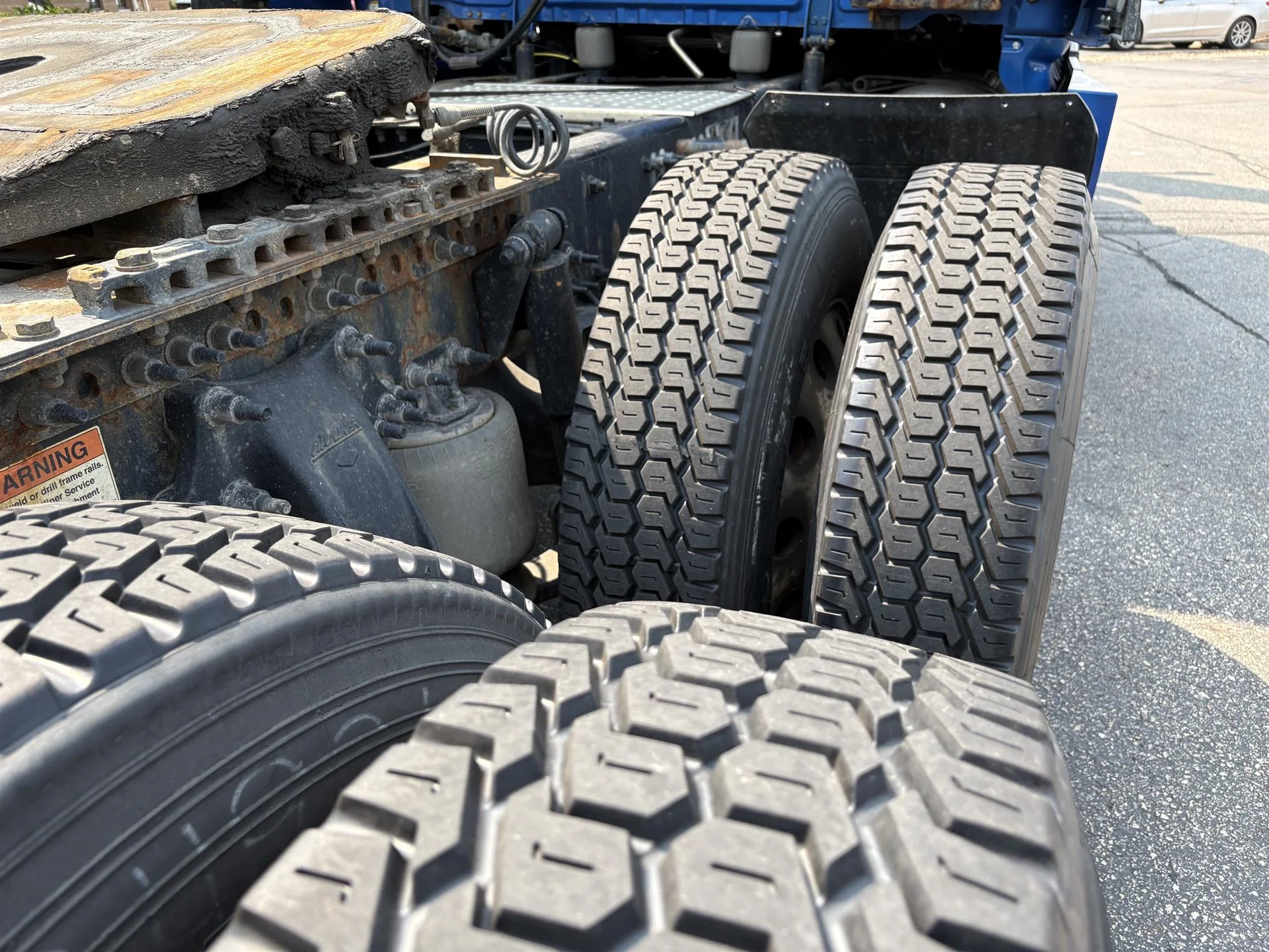 2022 Freightliner Cascadia in Inver Grove Heights, MN — photo 13
