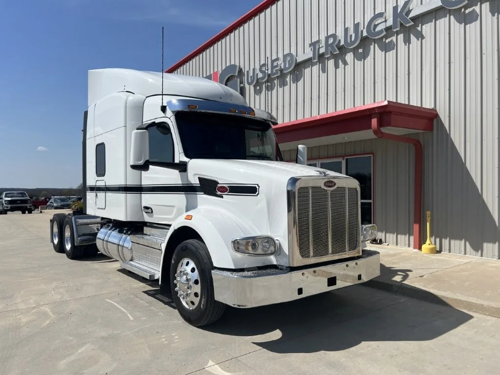 2022 Peterbilt 567 - image 2
