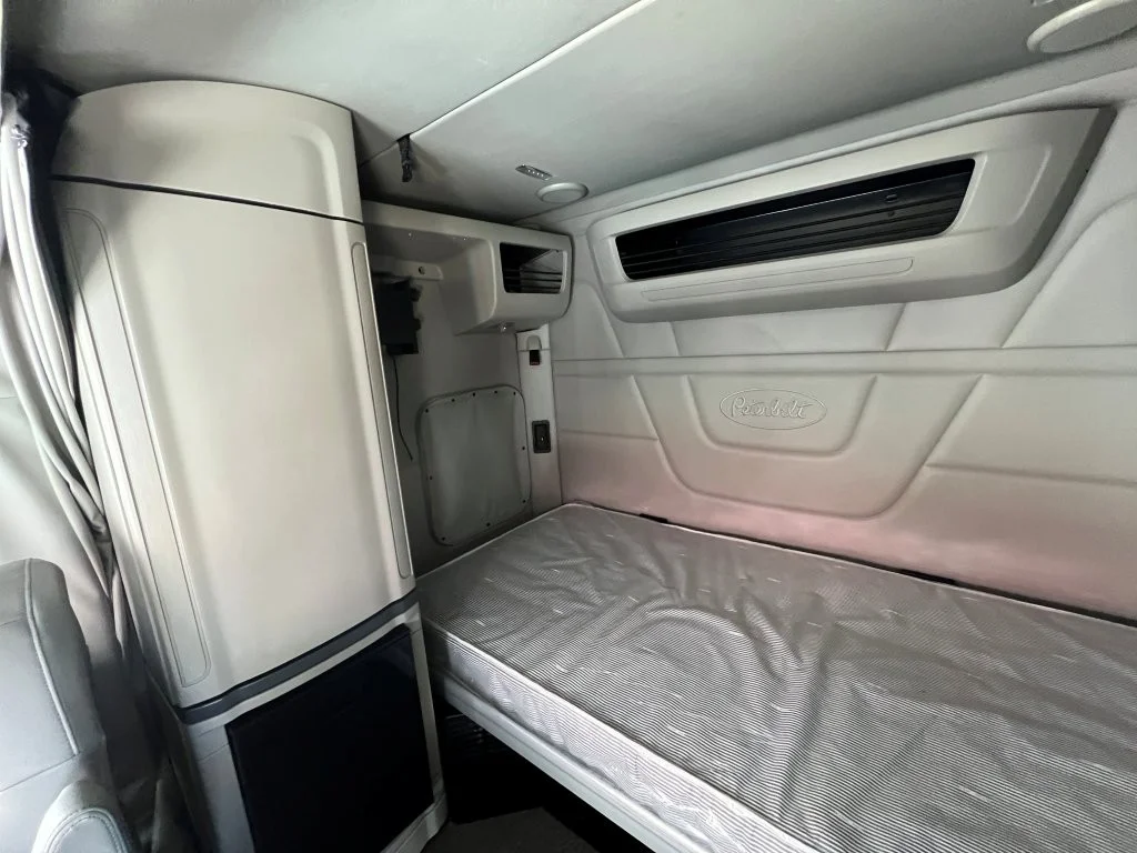 2022 Peterbilt 567 - image 13