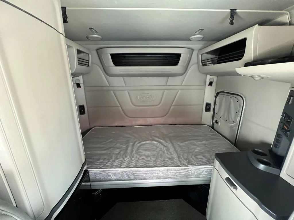 2022 Peterbilt 567 - image 11