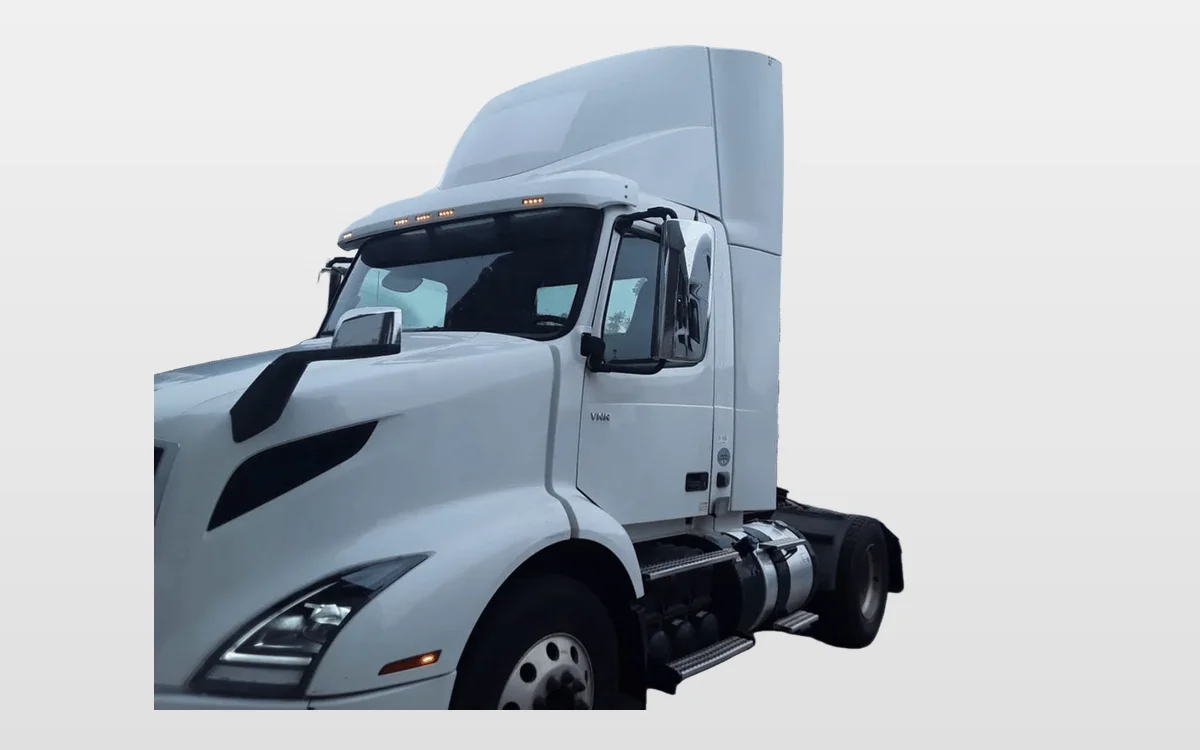 2019 Volvo - image 1