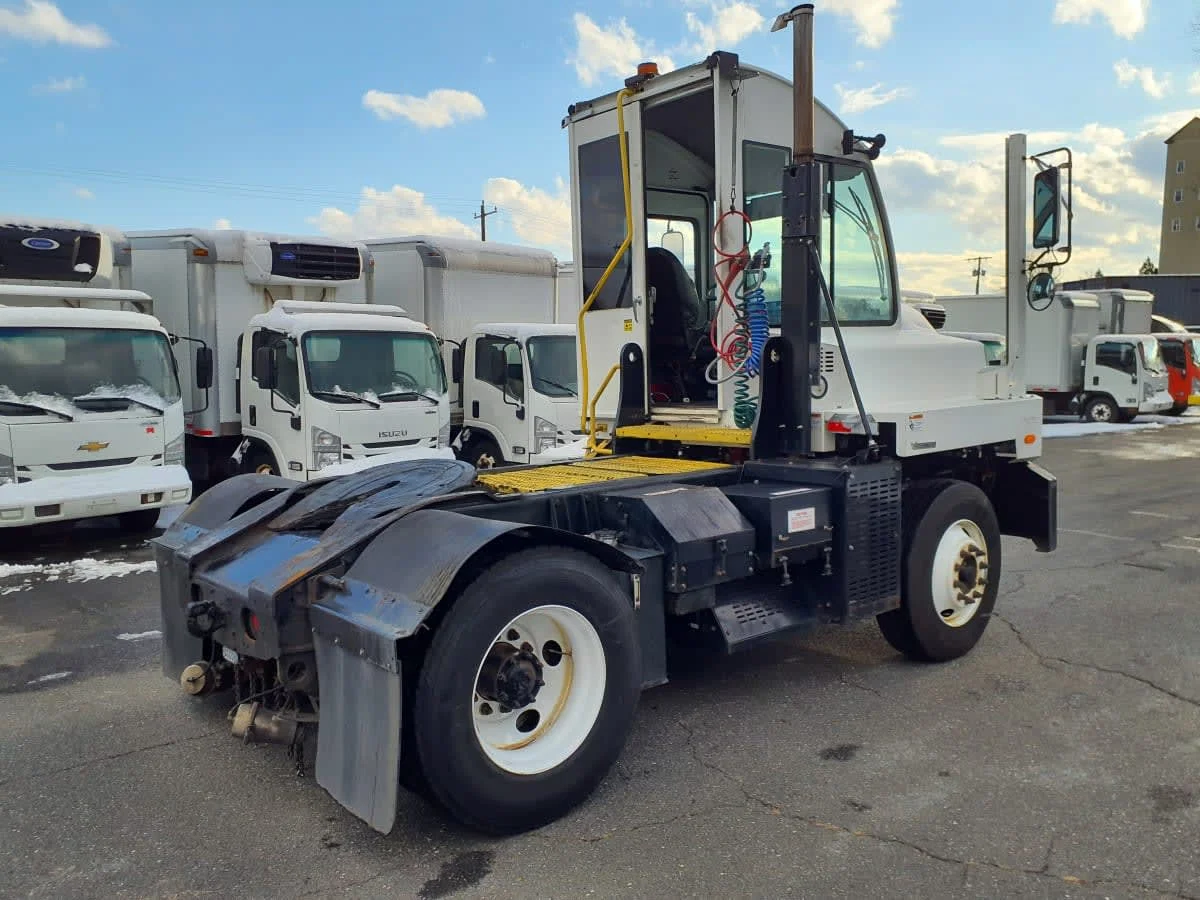 2019 Autocar in Springfield, MA — photo 4