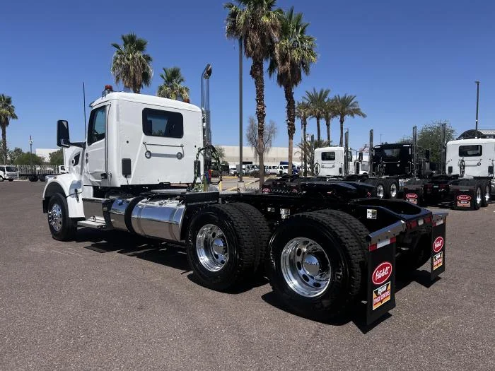2026 Peterbilt 567 in Phoenix, AZ — photo 4