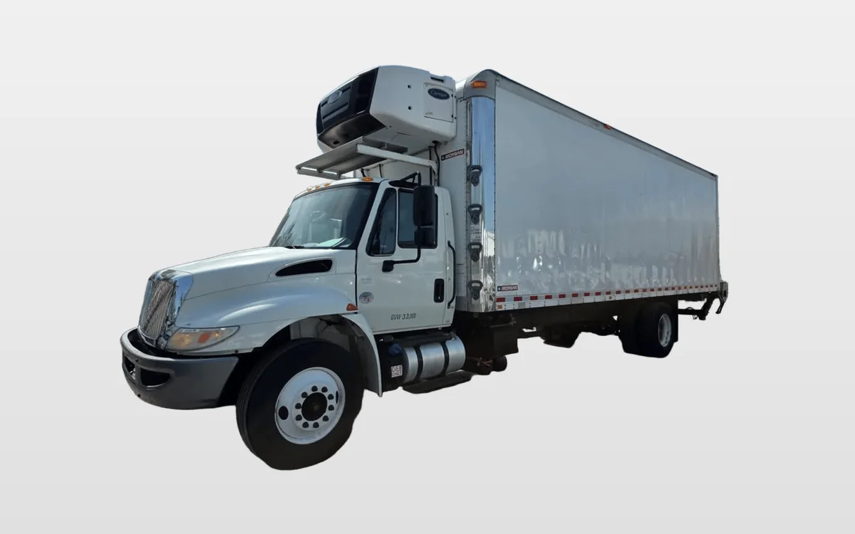 2016 International 4300 - image 1