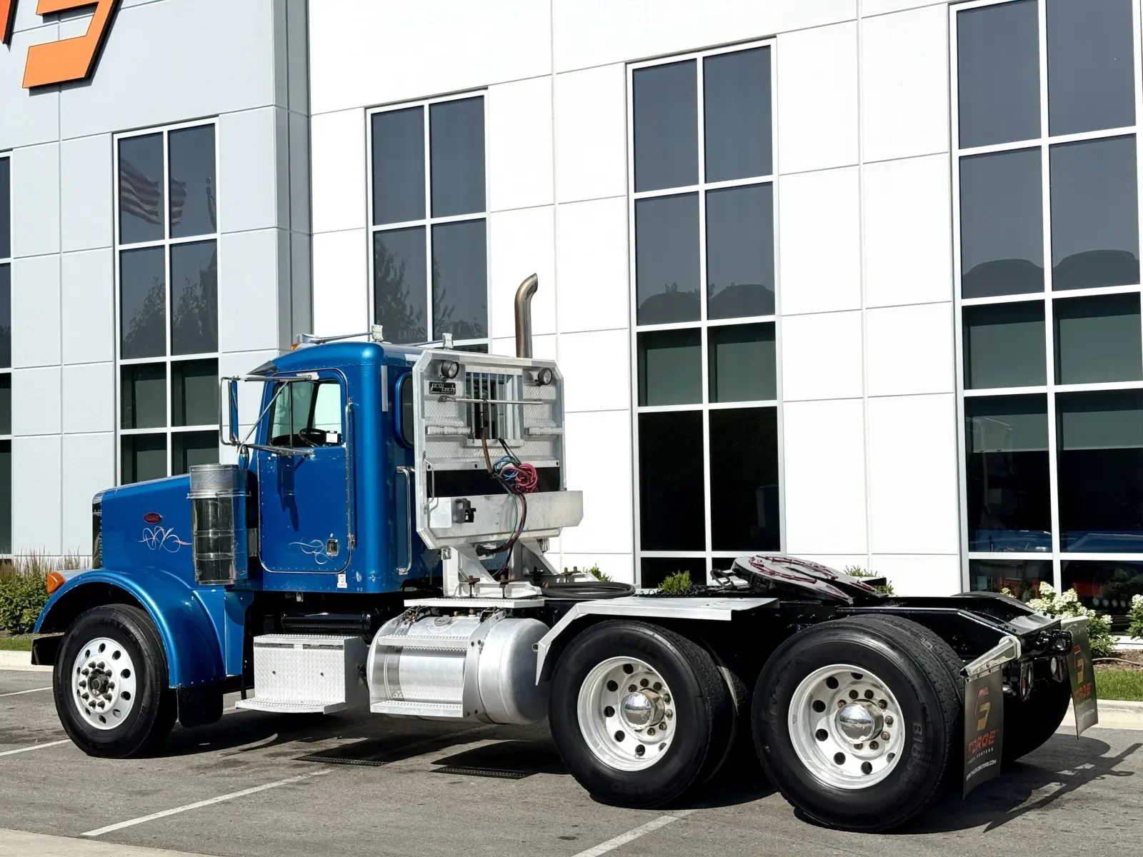 2002 Peterbilt in New Lenox, IL — photo 6