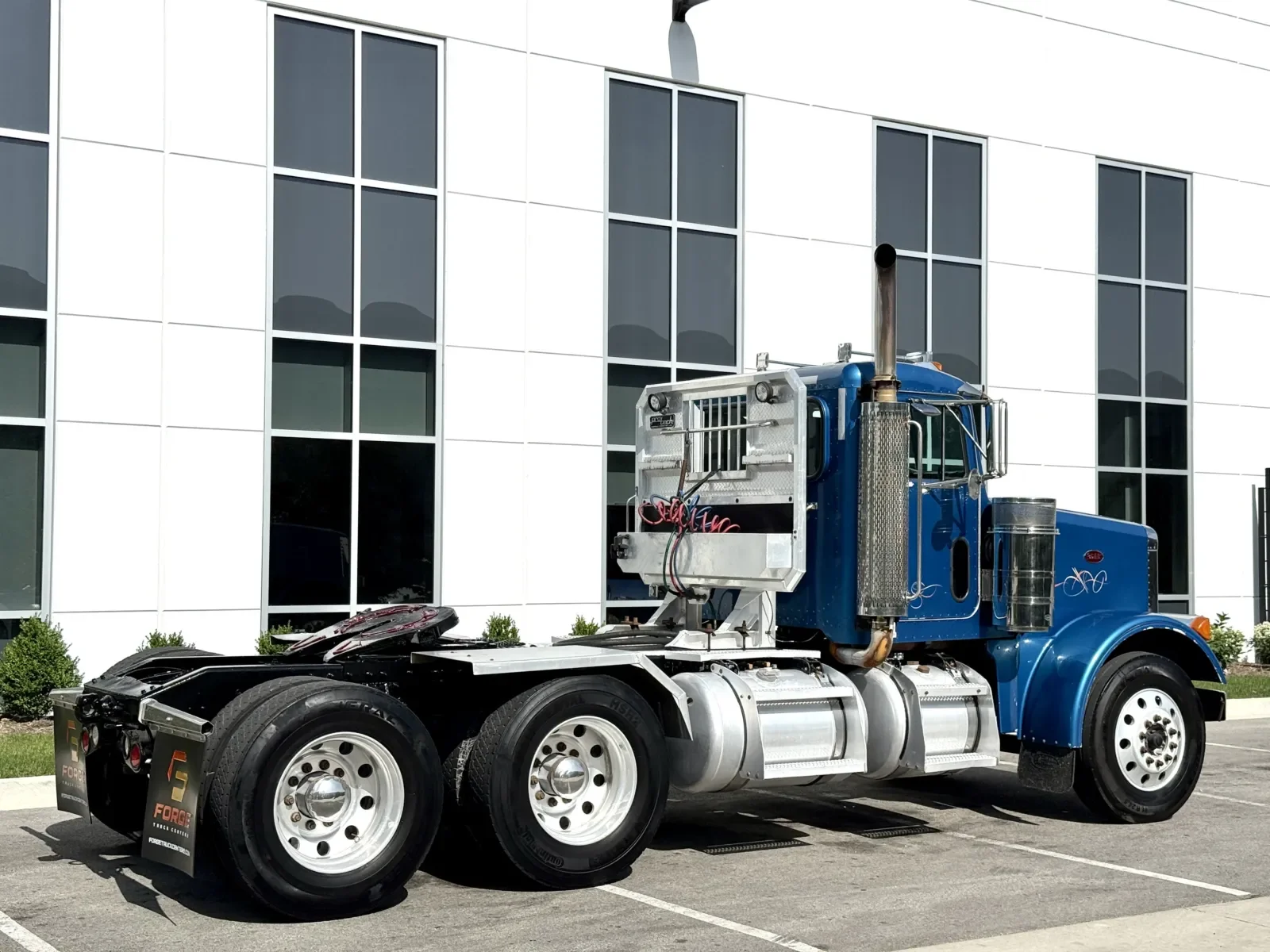 2002 Peterbilt in New Lenox, IL — photo 5