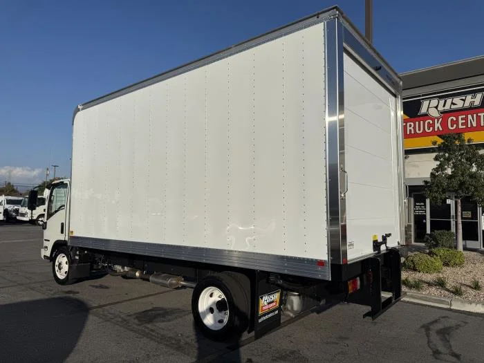 2026 Isuzu NRR — photo 4