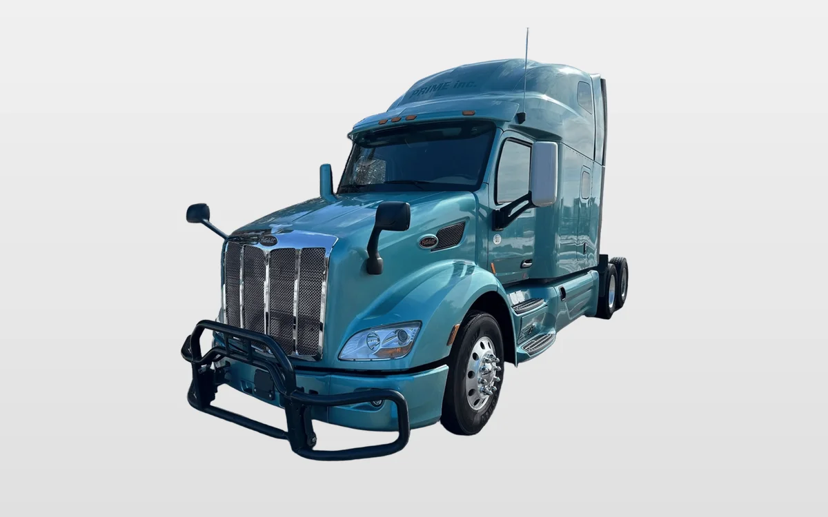 2021 PETERBILT 579 - image 1