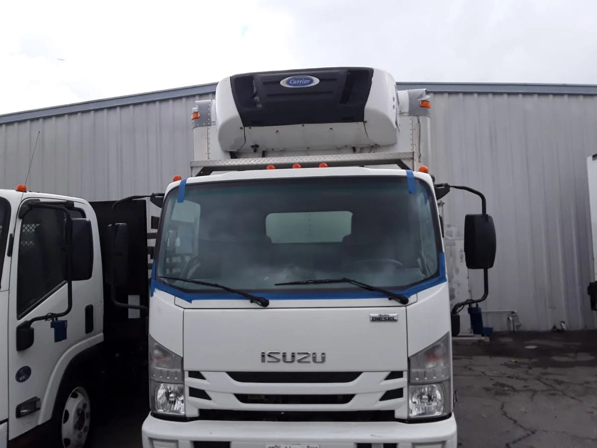 2019 Isuzu NPR - image 2
