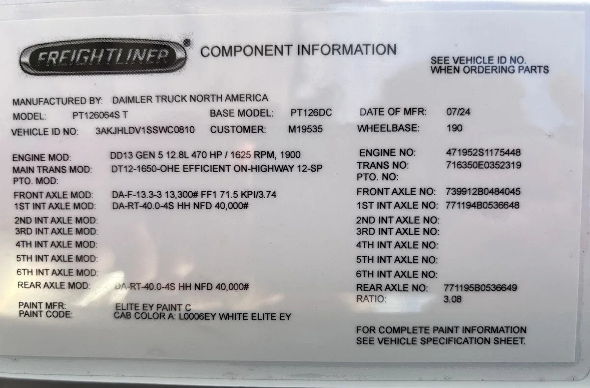 2025 Freightliner Cascadia — photo 20