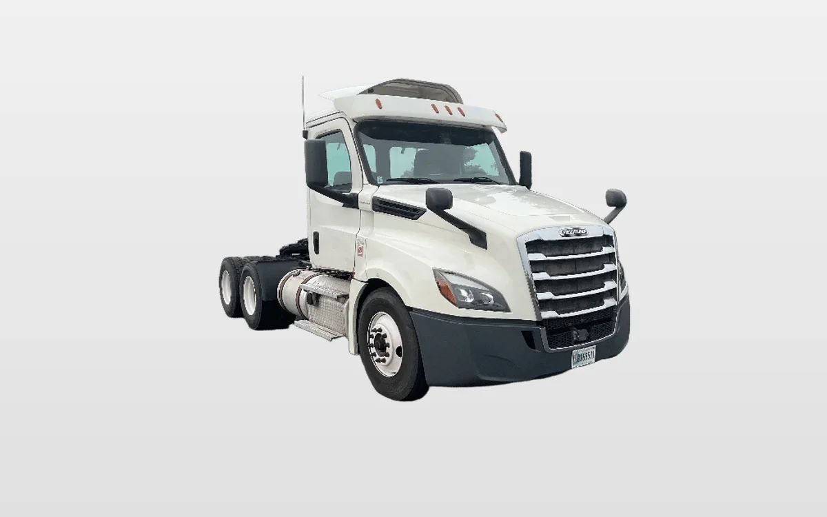 2019 Freightliner - image 1