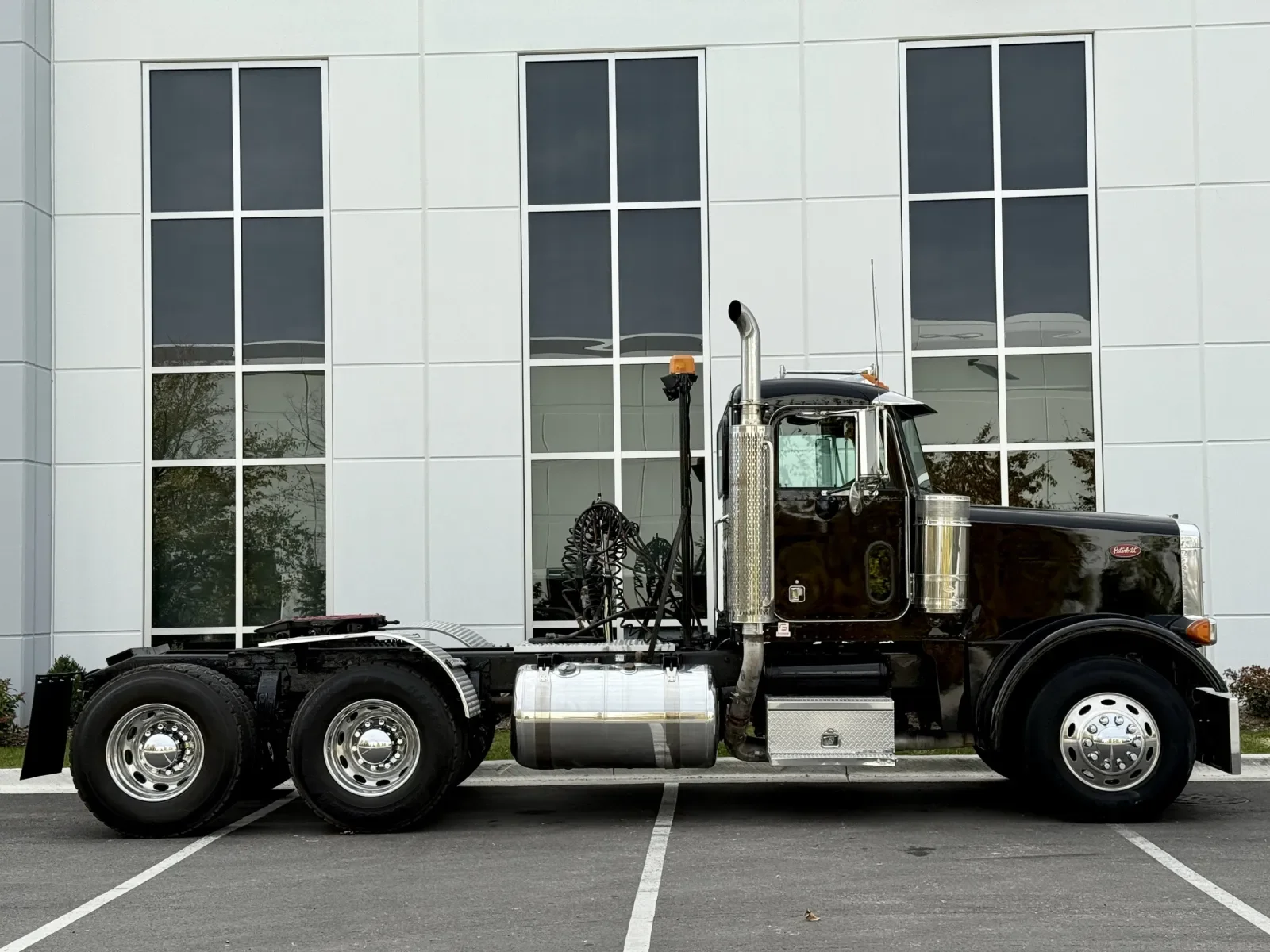 2000 Peterbilt in New Lenox, IL — photo 3