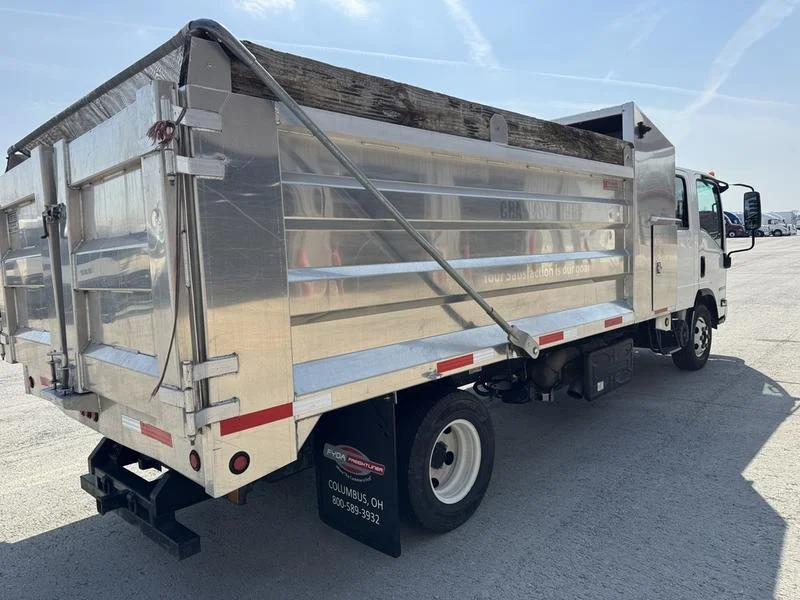 2022 Isuzu NPR in Columbus, OH — photo 6