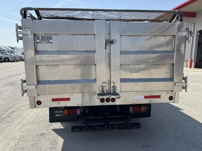 2022 Isuzu NPR in Columbus, OH — photo 5