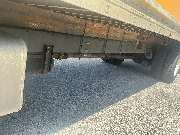 2020 Hino 268 in Medley, FL — photo 5
