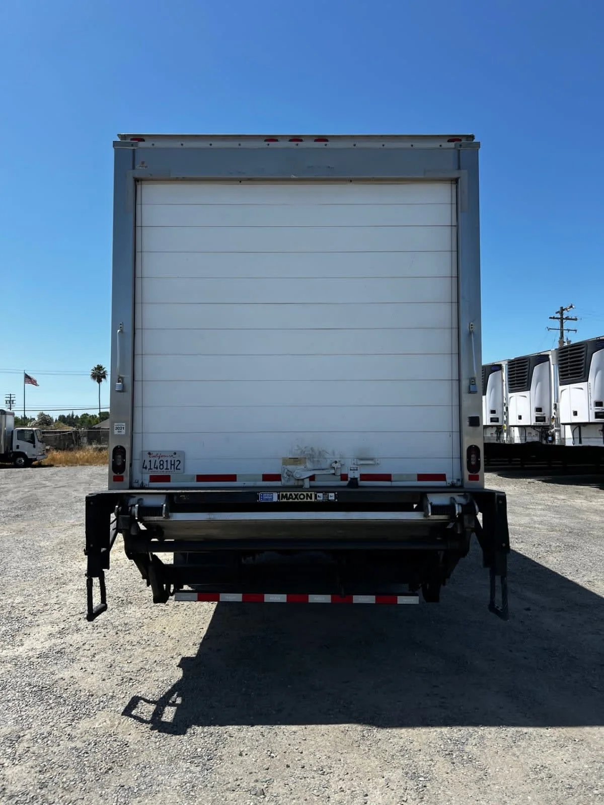 2018 Freightliner M2 106 - image 5