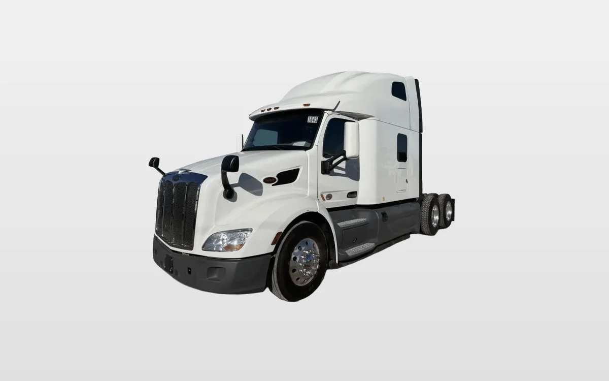 2021 Peterbilt 579 - image 1
