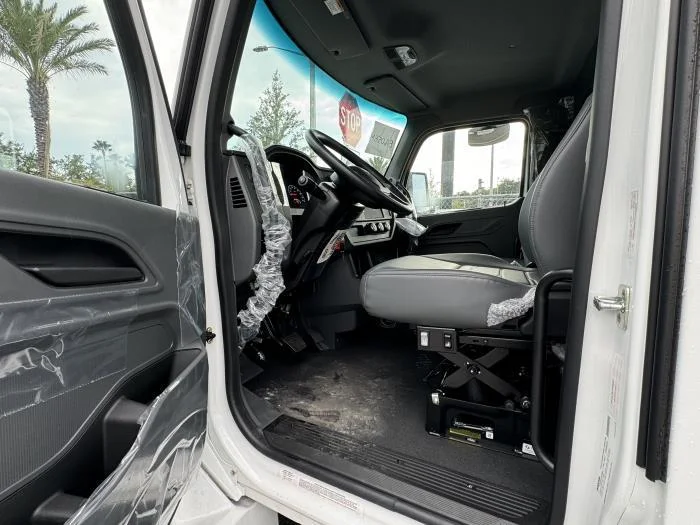 2025 Peterbilt 536 - image 11