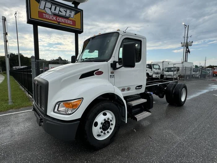 2025 Peterbilt 536 - image 17