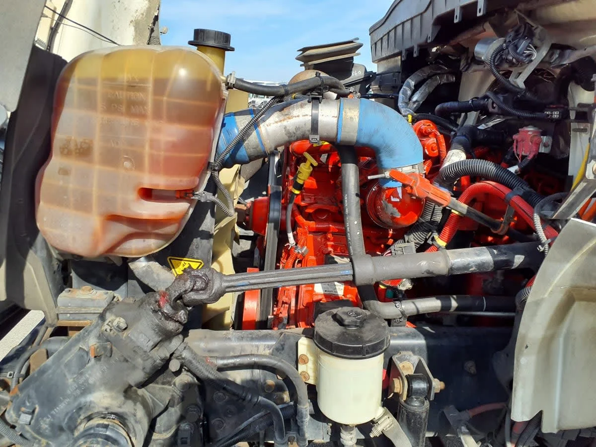 2019 International 4300 - image 10