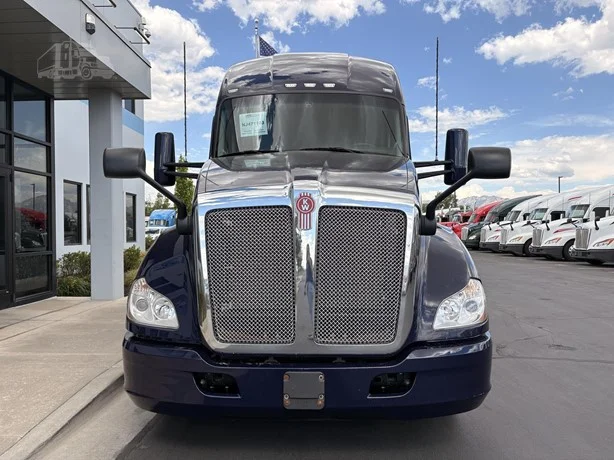 2022 Kenworth T680 in Salt Lake City, UT — photo 6