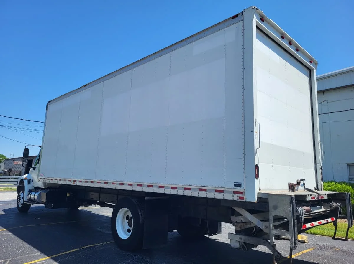 2019 International 4300 in Newark, NJ — photo 5