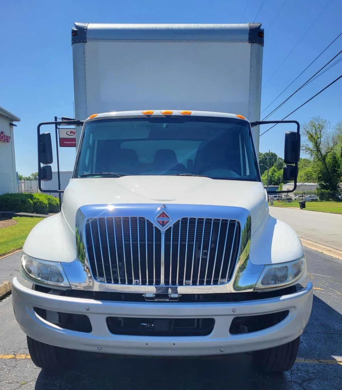 2019 International 4300 in Newark, NJ — photo 3