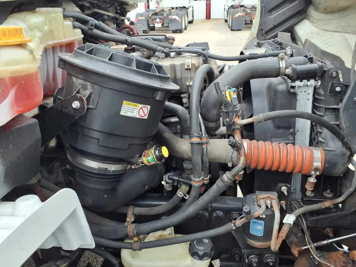 2020 Freightliner M2 106 - image 10