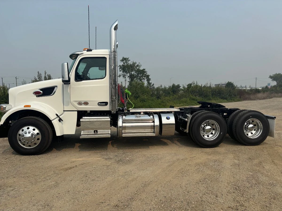2027 Peterbilt 567 in Hagerstown, MD — photo 5