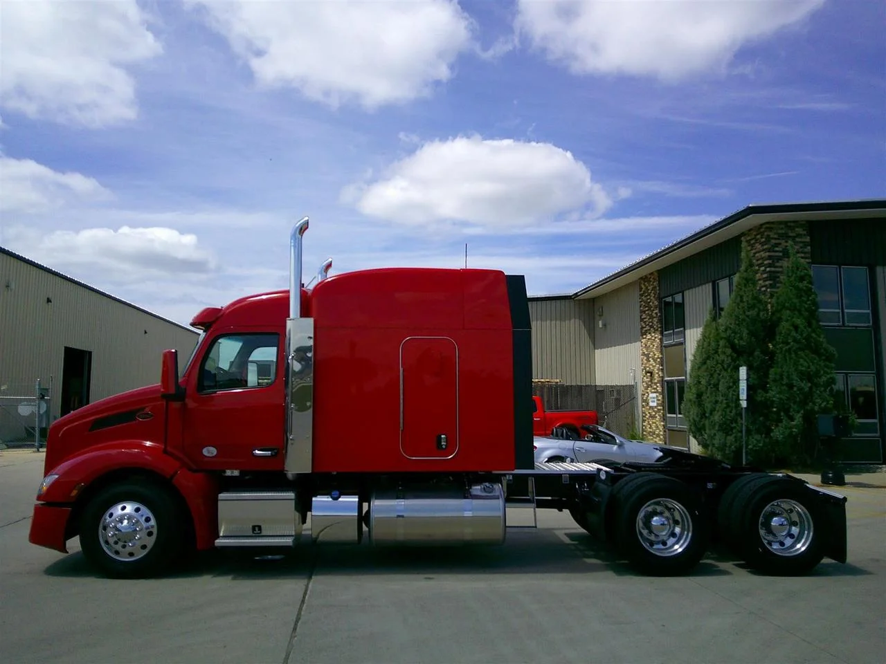2027 Peterbilt 579 in Fargo, ND — photo 4