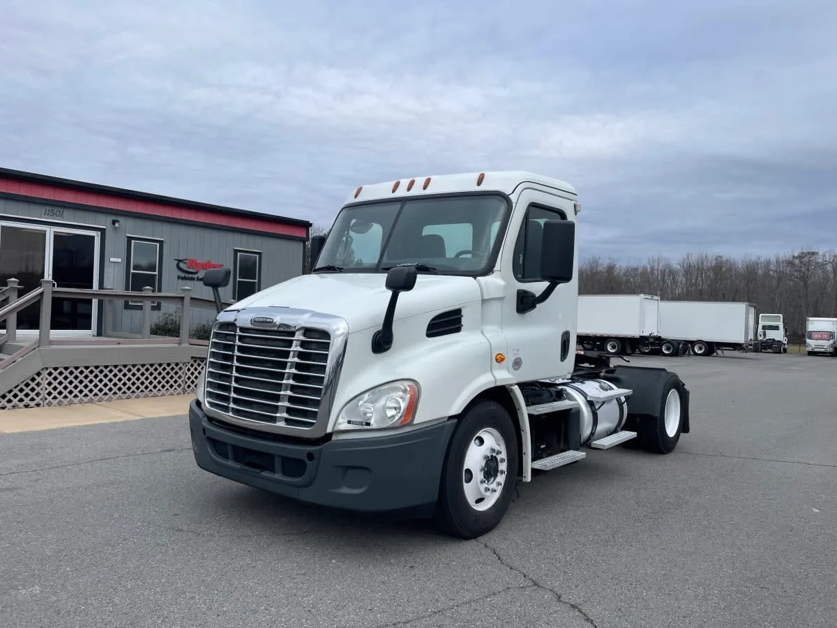 2019 Freightliner Cascadia in North Little Rock, AR
