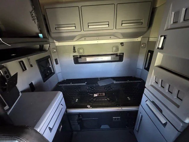 2020 Mack Anthem - image 8