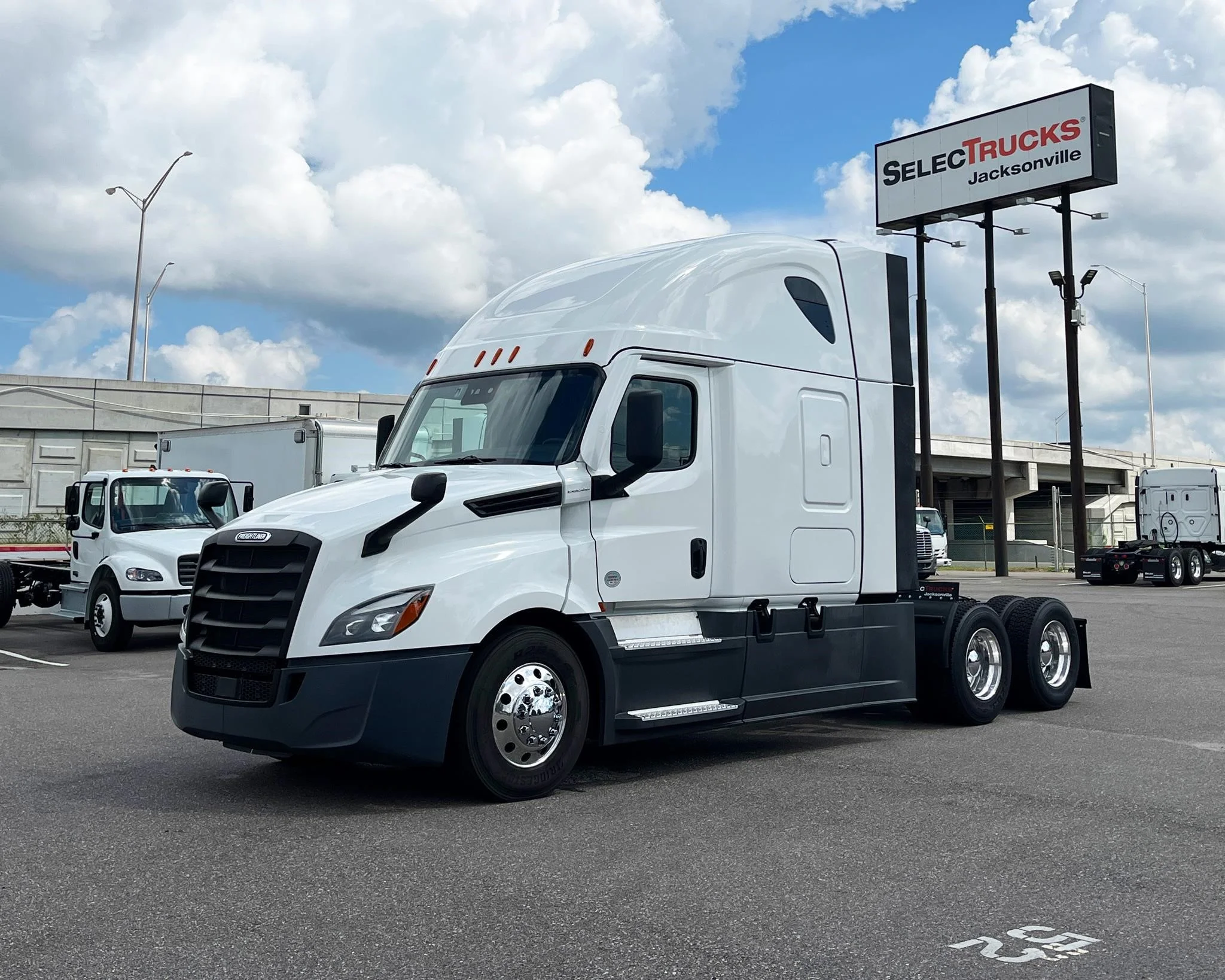 2023 Freightliner Cascadia