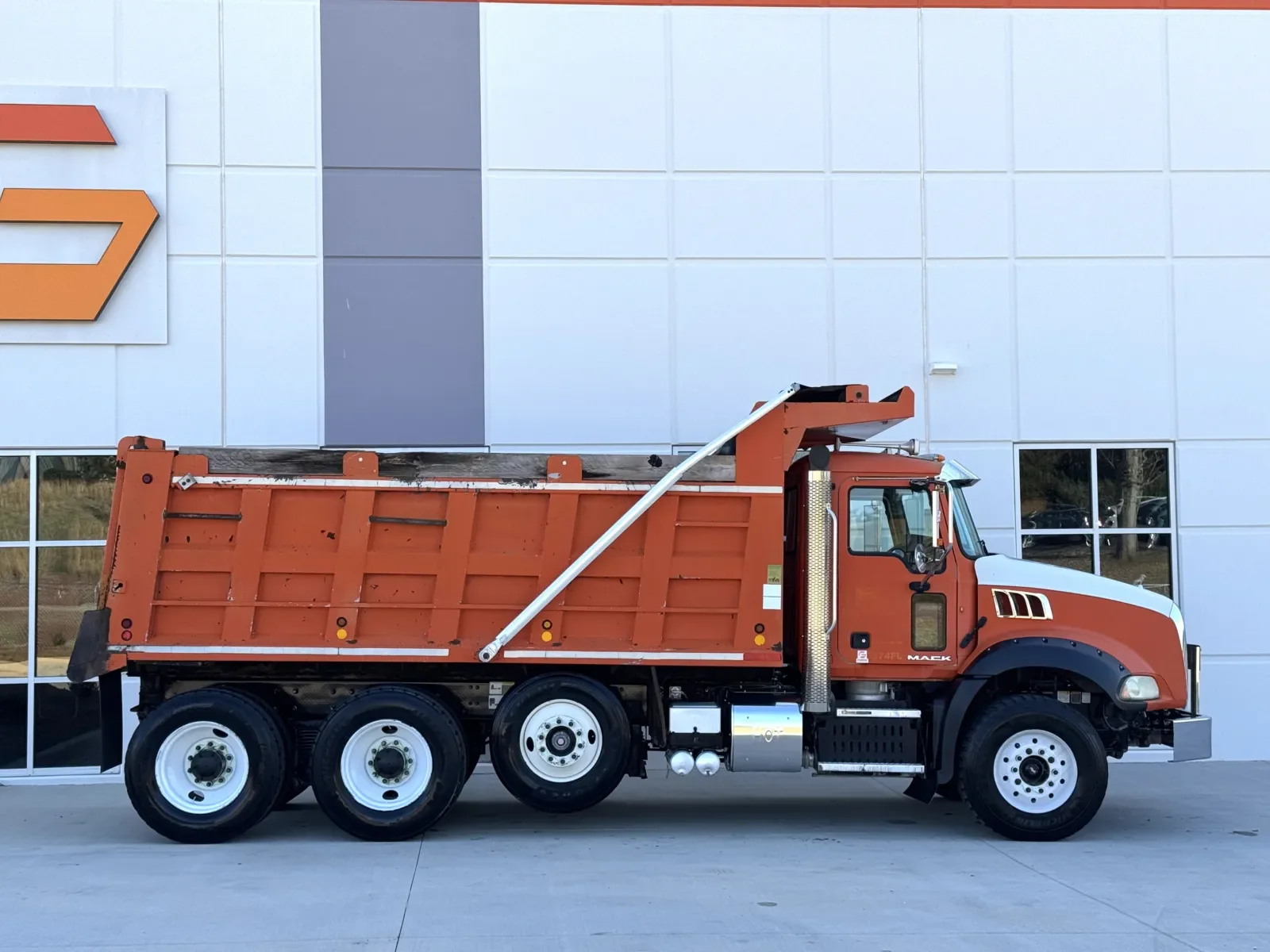 2015 Mack in Greer, SC — photo 4