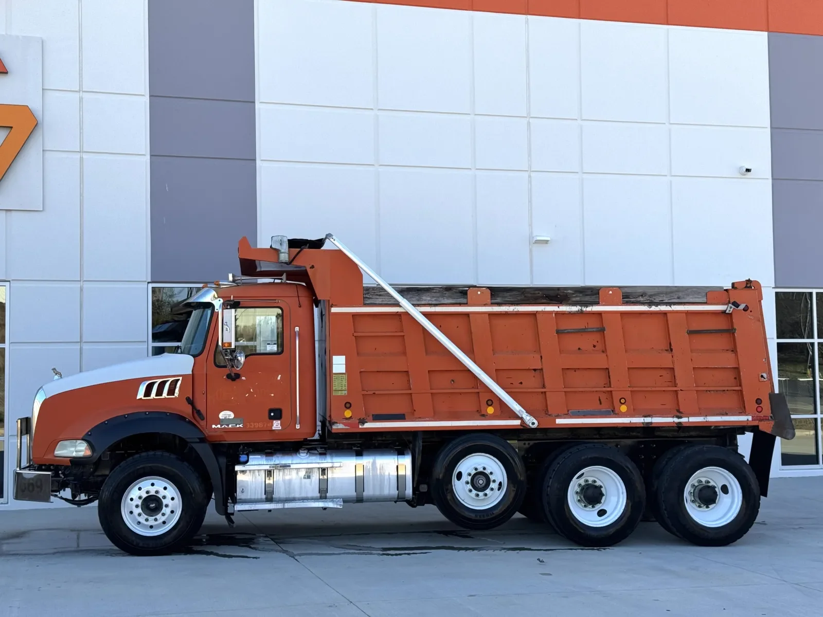 2015 Mack in Greer, SC — photo 5