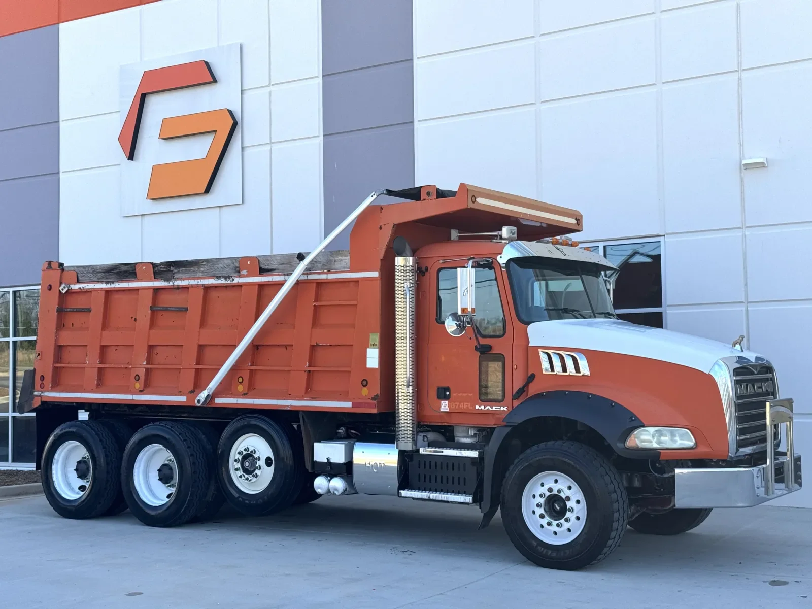 2015 Mack in Greer, SC — photo 2