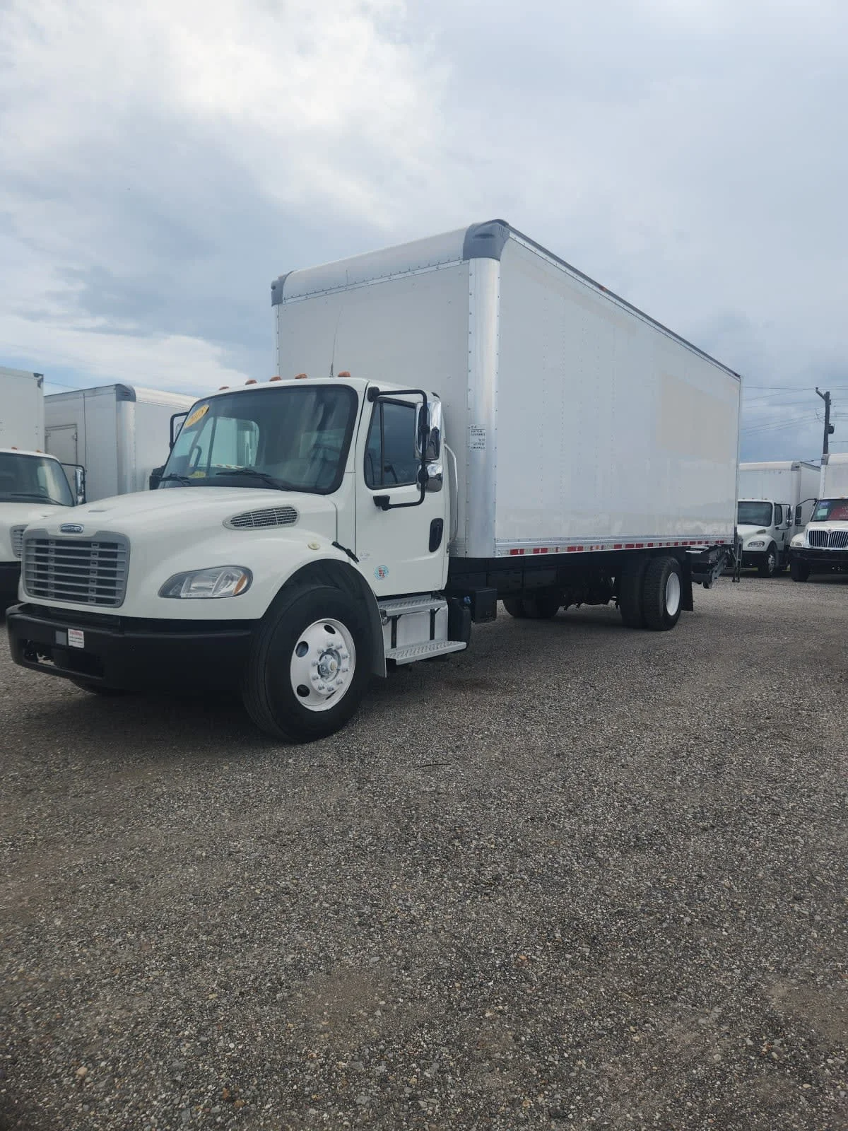 2018 Freightliner M2 106 in St. Rose, LA — photo 3