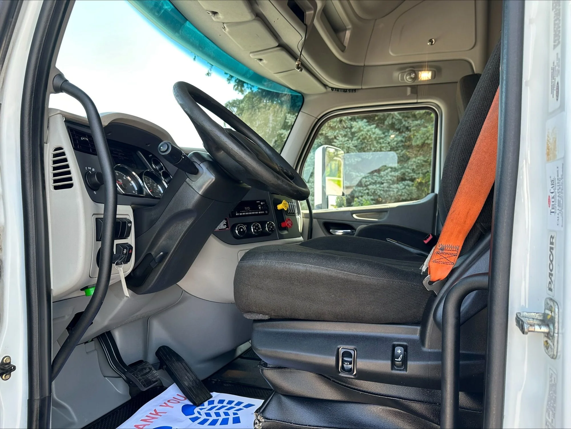 2021 Peterbilt 579 in Portland, OR — photo 6