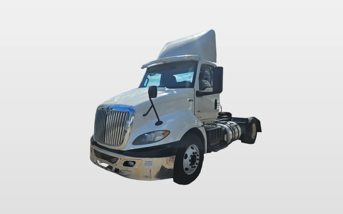 2019 International - image 1