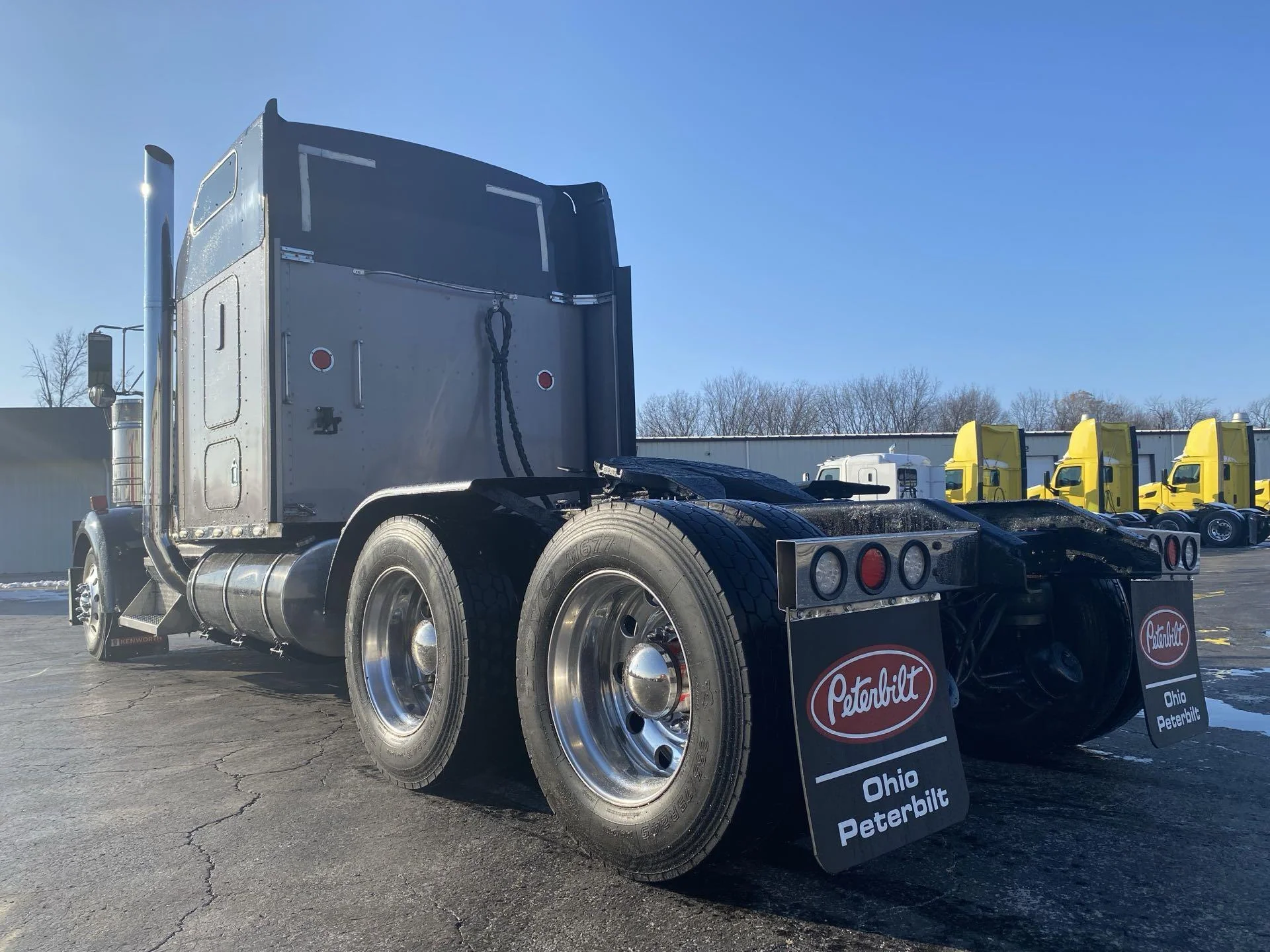 2000 Kenworth W900 - image 5