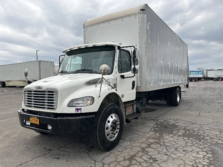 2021 Freightliner M2 106 in Liverpool, NY — photo 3