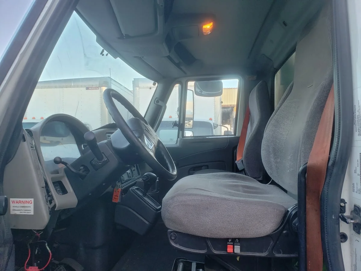 2015 International 4300 in Kapolei, HI — photo 8